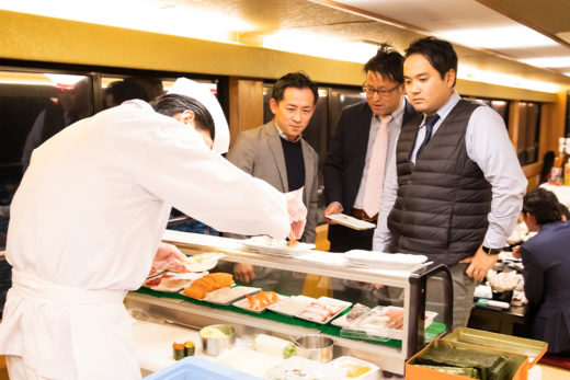 【料理・ドリンクOP】目の前で握る 高級江戸前寿司パフォーマンスメイン画像