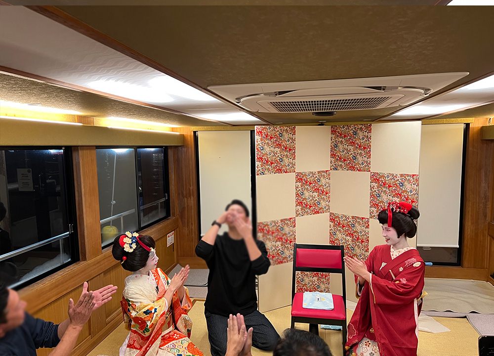 伝統舞踊とお座敷遊び