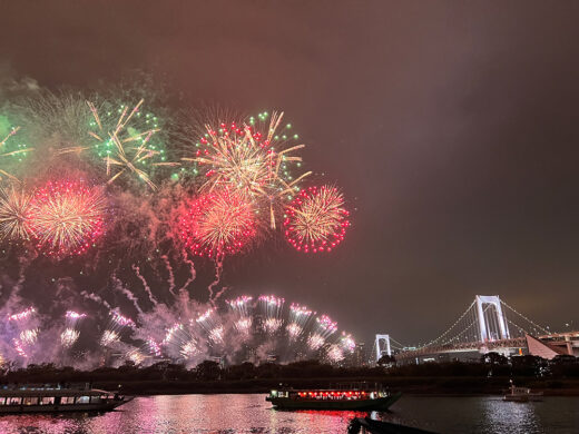 屋形船から満喫!2026年5月23日お台場花火イベントの様子